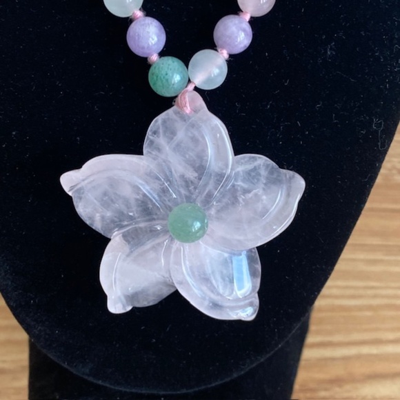 Elegant Multi-coloured Natural Beaded with Carved Floral Pendant Necklace - Picture 2 of 7